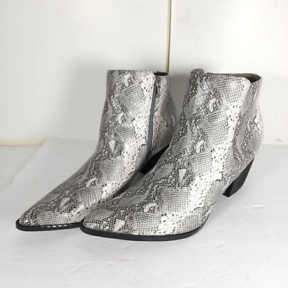Coconuts by Matisse Women's Astoria US 8, 5M Gray Snake Skin Ankle Booties Boots - Picture 1 of 12